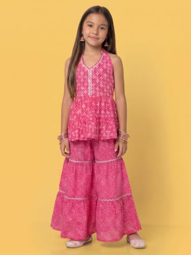 Image of Nautinati Girls Nauti Nati Girls Printed V Neck Pure Cotton Kurti With Sharara Dupatta