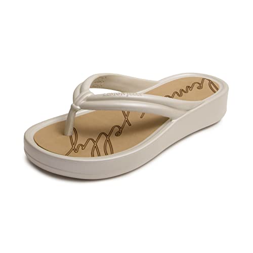 Lemon Jelly Women's Water-Friendly Flip Flops