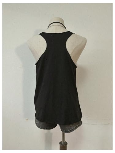 WDIRARA Women's Skull Graphic Tank Top Scoop Neck Sleeveless Tee Gothic Punk Tops2