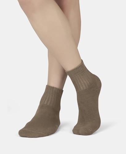 Image of Jockey 7036 Men's Compact Cotton Terry Ankle Length Socks With StayFresh Treatment Timber Wolf FREE SIZE