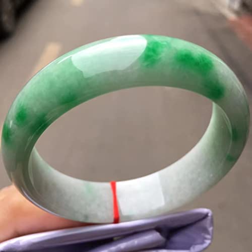 Bracelet en jadéite émeraude, le cadeau de bijoux exquis pour célébrer une femme