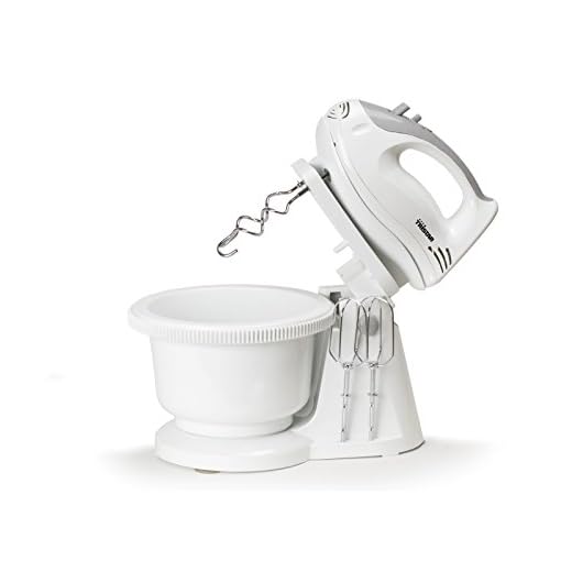 Tristar MX-4152 Batidora de varillas con bol de 2 litros, Batidora y Amasadora para repostería, 5 Velocidades, incluye 2 ganchos de amasado y 2 varillas, Función turbo, 200 W, Blanco
