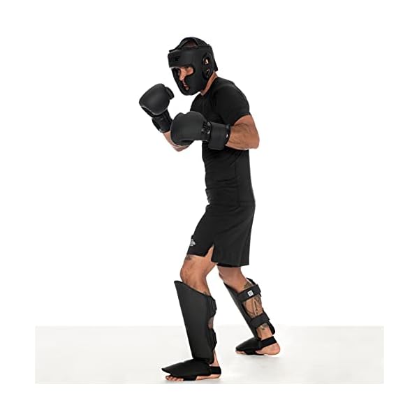 2021-Best-Boxing-Kick-Boxing-Gloves-for-Men-and-Women-Training-Sparring-Gloves-for-Pro-Fighters-Complimentary-Hand-Wraps-and-Mesh-Bag Best Boxing & Kick Boxing Gloves for Men and Women, Training & Sparring Gloves for Pro Fighters, Complimentary Hand Wraps and Mesh Bag (12, Black on Black)