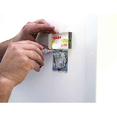 SOLA Small Spirit Level R100 Dimensions 100 x 50 x 15 mm, Clear - Image 3