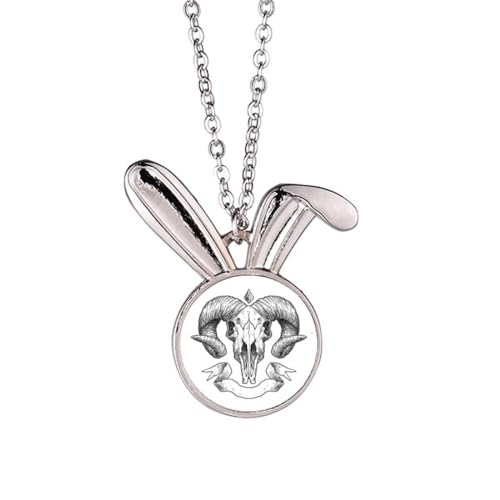 Collier pendentif chèvre pour parfaire votre style bohème au quotidien
