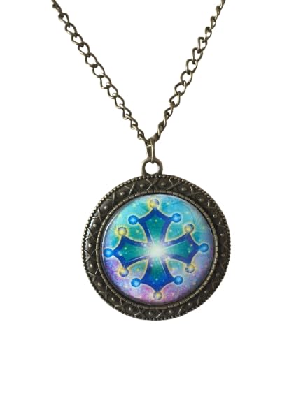 Bijou Croix Occitane vintage avec médaillon coloré pour un cadeau unique