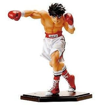【送料無料】はじめの一歩　全巻　1巻〜141巻　セット　100巻記念フィギュア付 はじめの一歩 コミック 1-141巻セット (講談社) |本 | 通販 | Amazon