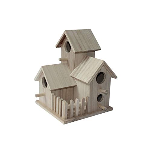 Hôtel pour animaux en bois dans le jardin pour observer la nature