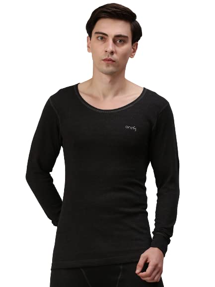 ONE8Men's Regular Fit Undershirt
