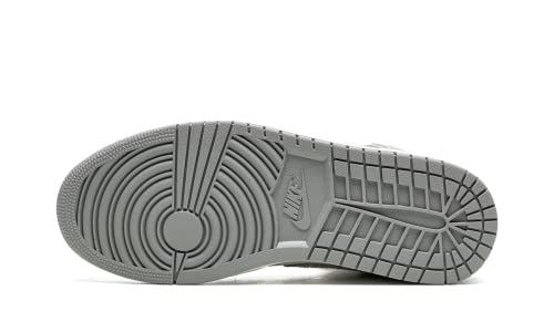 Image of Nike Women's Air Jordan 1 Mid SE Sneaker