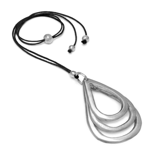 ✨Vestopazzo ricicla ogni anno 100.000 kg di alluminio e ottone convinti che sia importante dare una seconda possibilità.Quello che prima era una pentola o un tappo di bottiglia viene fuso e plasmato. 💚✅Indossa gioielli unici,creati con l'amore per il nostro mondo... Vesti Eco...Vesti Green...Vesti Vestopazzo!!!