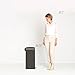 Brabantia Newicon Cubo de Basura con Pedal, Acero Inoxidable, Negro Mate, 30...