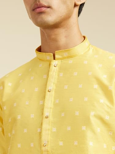 Image of DIWAS BY MANYAVAR Men's Art Silk Jacquard Weave Kurta (1pc)