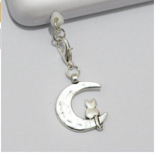 Moon Cat Cell Phone Charm,moon Cat Dust Plug-3.5mm, Unique Cell Phone Charm, Headphone Jack Charm ,Silver Phone Charm Dust Plug,charm Dust Plug for Iphone 3,iphone4,iphone 4s ,Iphone 5,iphone 5s,iphone 6, Samsung S3,samsung S4, Samsung S5 ,Note 2,not
