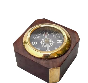 Brújula de madera hexagonal con anillo de latón – Decoración náutica vintage de escritorio