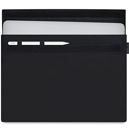 Protégez votre MacBook Pro 14 des rayures avec cette housse noire Adore June en tissu