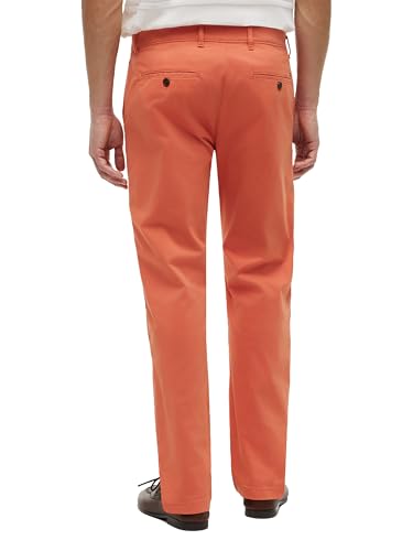 Image of Tommy Hilfiger Men's Stretch Cotton Chino Pants in Custom Fit