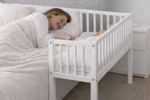 Baby Happy Bliss Lit cododo Charlie 80x40 cm – Bois de hêtre Massif – Matelas Inclus – Sangle de Fixation – Blanc