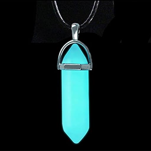 zxcs Collar de Piedra Fluorescente Luminosa Que Brilla Intensamente en la Oscuridad - Colgante en Forma de Bala | Ya disponible en tu tienda friki favorita! En mundofriki.es!