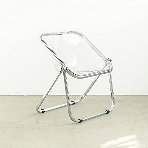 Silla plegable con marco transparente para un uso versátil en interiores