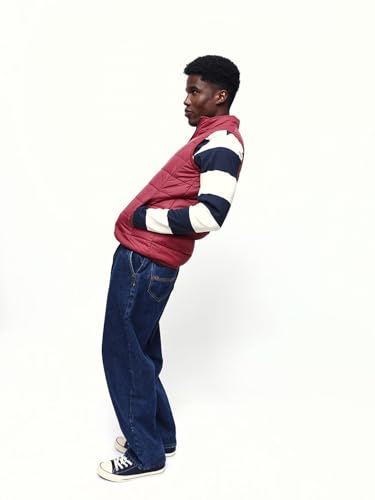 Image of Dennis Lingo Men Regular Fit Polyester Sleeveless Solid Jackets
