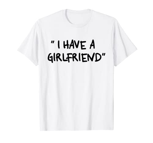 Photo de White Lie Design Girlfriend For The Funny Lie Party T-Shirt