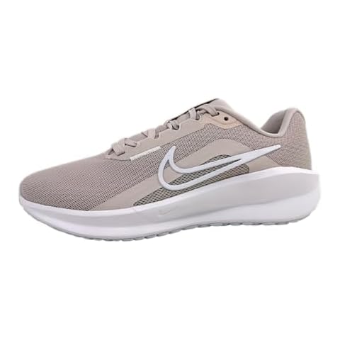 Nike Women's Downshifter 13 Sneakers in Platinum Violet Cover