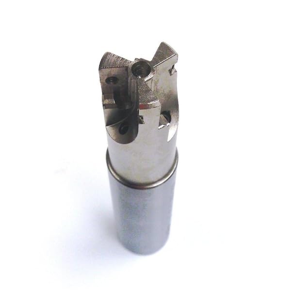 Image of HHIP 5822-1606 Square Shoulder Coolant-Thru Indexable End Mill, 3 /4 inch Cutter Diameter, 3 /4 inch Shank, 3 Flute, 0.67 inch Flute Length, 3.50 inch OAL, 3 /4 inch Cutter Diameter