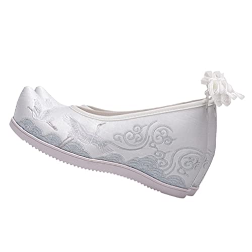 1Pair Ethnic Embroidered Cloth Shoes for Girls Comfortable Breathable Summer Footwear with High-Grade Material White Design for Friends