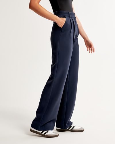 Image of FNOCKS Women's High-Waist Pleated Wide-Leg Trousers