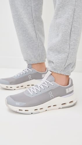 Image of On Women's Cloudnova Form 2 Sneakers
