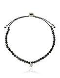 Silberne, goldene und rosegoldene Armbänder bieten zahlreiche Kombinationsmöglichkeiten unter anderem mit Armreifen, Armkettchen, Bettelarmbänder, Freundschafts- und Perlenarmbänder