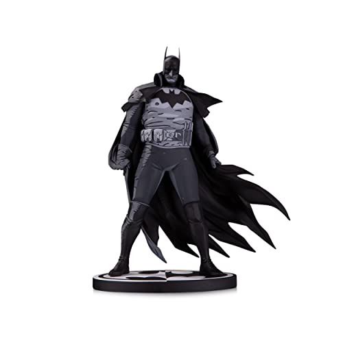 McFarlane Toys DC Direct Batman Black & White: Batman by Mike Mignola (Gotham by Gaslight) 1:10 Resin Statue