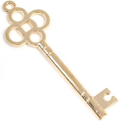 Amazon Co Jp 大きな四つ葉のカギ ゴールド クローバー 鍵 かぎ キー アンティーク 錠 文房具 オフィス用品