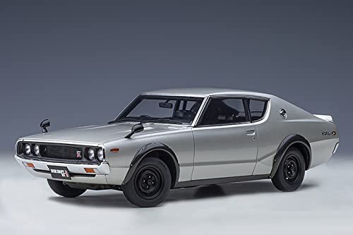 AUTOart1/18 Skyline KPGC110 DIECAST MODEL CAR (WHITE)