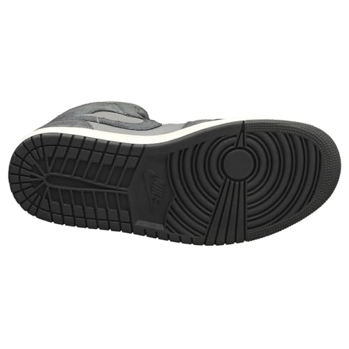 Image of Nike Women's Air Jordan 1 Mid SE Sneaker