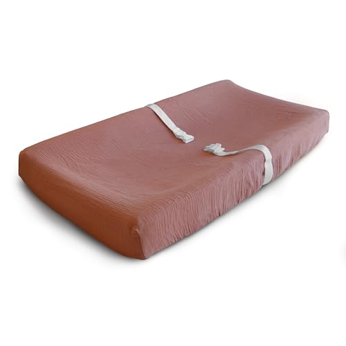 Image of mushie Extra Soft Muslin Fitted Changing Pad Cover (Cedar)