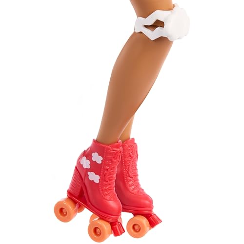 Barbie Dream Besties Teresa Poupée articulée aux Cheveux Bruns pratiquant Le Roller, avec 9 Accessoires sur Le thème des Jeux vidéo, JFX98