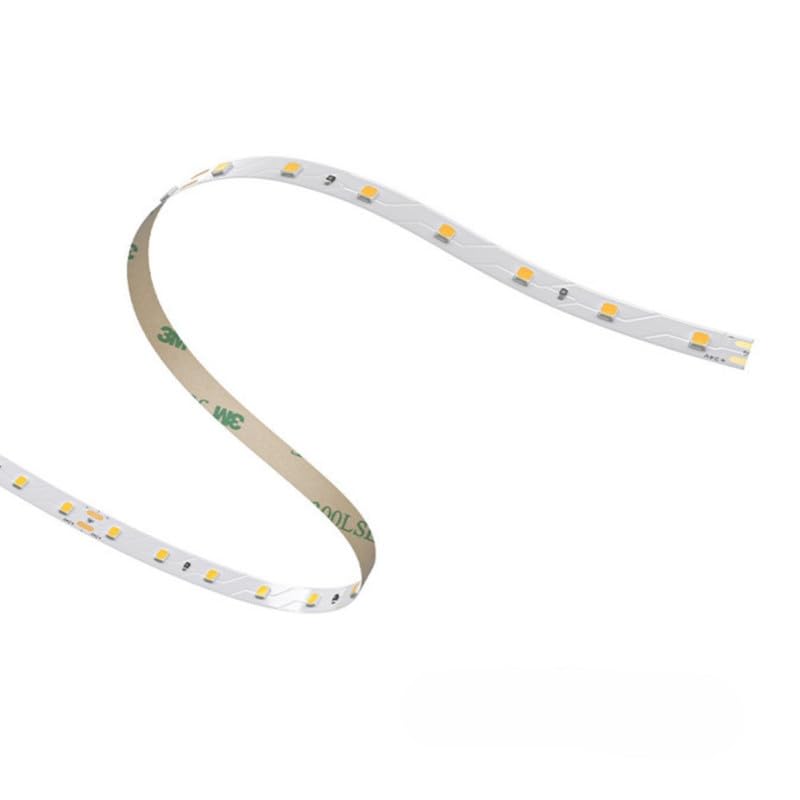 Bande LED 3000K chaleureuse pour ambiance de salon et cuisine 5m