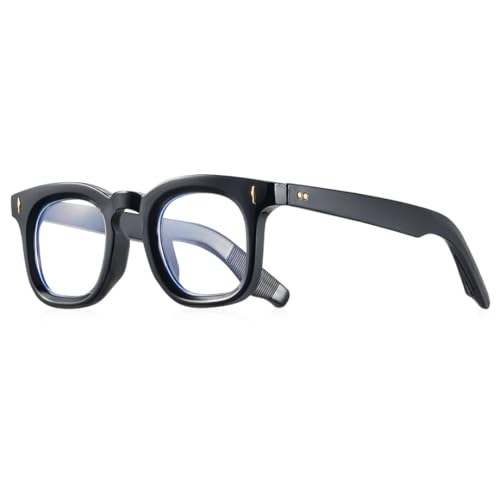 Lunettes anti-lumière bleue pour femmes devant l'ordinateur au bureau