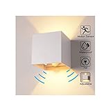 Audor Wandleuchte Bewegungsmelder Aussen/Bewegungsmelder Innen LED Wandlampe, 7W Warmweiß Wasserdicht Verstellbare Aussenleuchte, Außenwandleuchte Sensor für Garten/Flur/Weg Veranda Hell(Weiß)