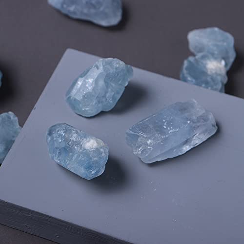 HXSCOO 50g/Bag Natural Crystal Stone Blue Celestite Tumbled Chips Crushed Stone Healing Jewelry Making Home Decor Or Fish Tank Stone (Size : 50g)