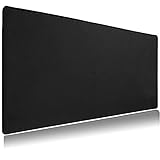 𝐀𝐍𝐓𝐈 𝐒𝐋𝐈𝐏: Die rutschfeste Unterseite sichert dir einen festen Halt. Egal wie rasant es beim Gamen zugeht, die Mausmatte bleibt fest am Platz. Damit ist die antirutsch Unterlage das optimale Computerzubehör für dein Zuhause