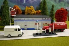 6107 Gas Station Built-Up HO