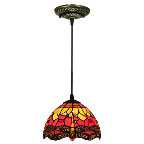 Plafonnier réglable rouge pour illuminer une cuisine style farmhouse