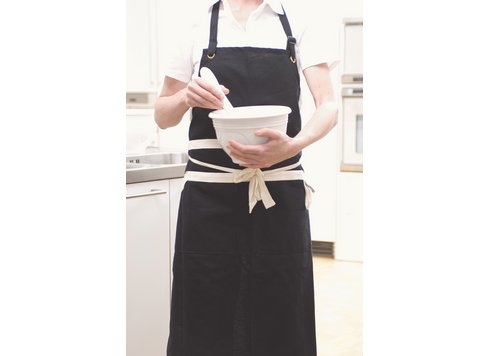 Le Creuset Bibbed delantal del cocinero negro