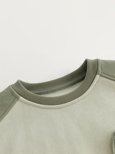 marc & janie Boys Outdoor Colorblock Soft Stretch Sweatshirt with Zipper Pockets 2500634