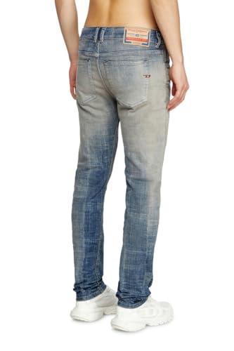 Image of Diesel Men's 1979 SLEENKER Skinny Jeans