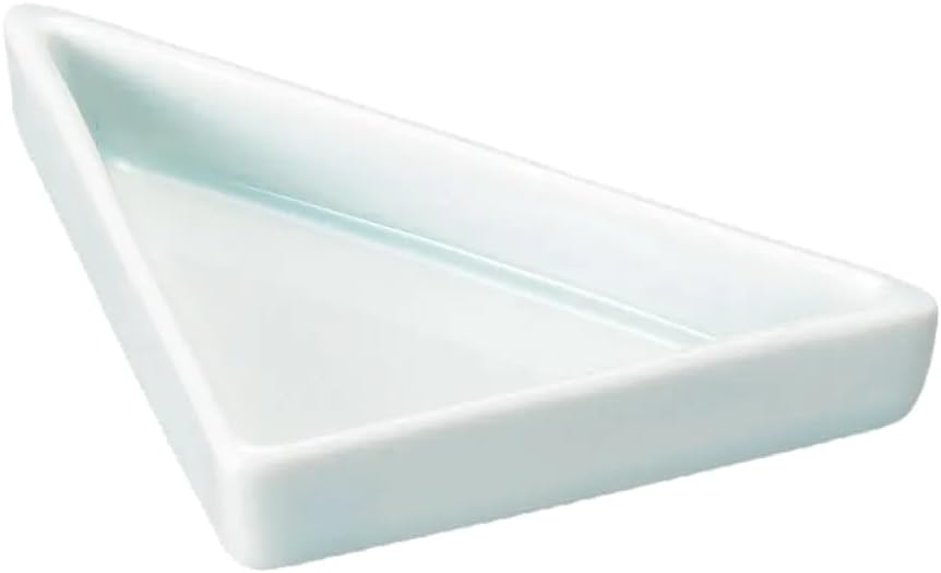 セトモノホンポ(Setomonohonpo) Blue White Porcelain Triangle Shokado | Shokado [6.0 x 4.3 x 1.1 inches (15.3 x 10.8 x 2.9 cm)