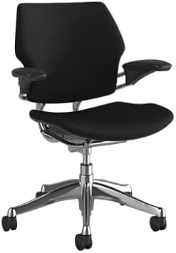 كرسي مكتب Humanscale Freedom - كرسي عمل مريح مع أذرع دورون قابلة للتعديل بارتفاع قياسي - عجلات للأرضيات الصلبة - إطار من الألومنيوم المصقول مع قماش اللوتس الأسود